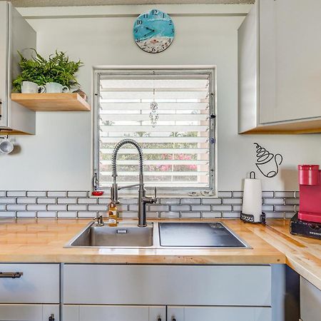 Kailua-Kona Condo With Balcony Walk To The Beach! Екстериор снимка