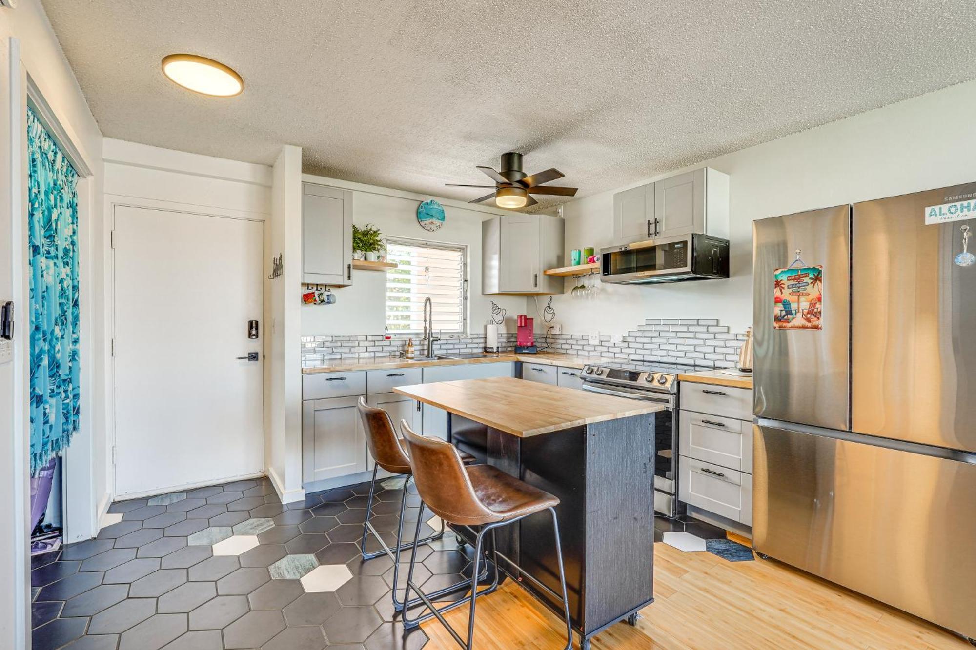 Kailua-Kona Condo With Balcony Walk To The Beach! Екстериор снимка