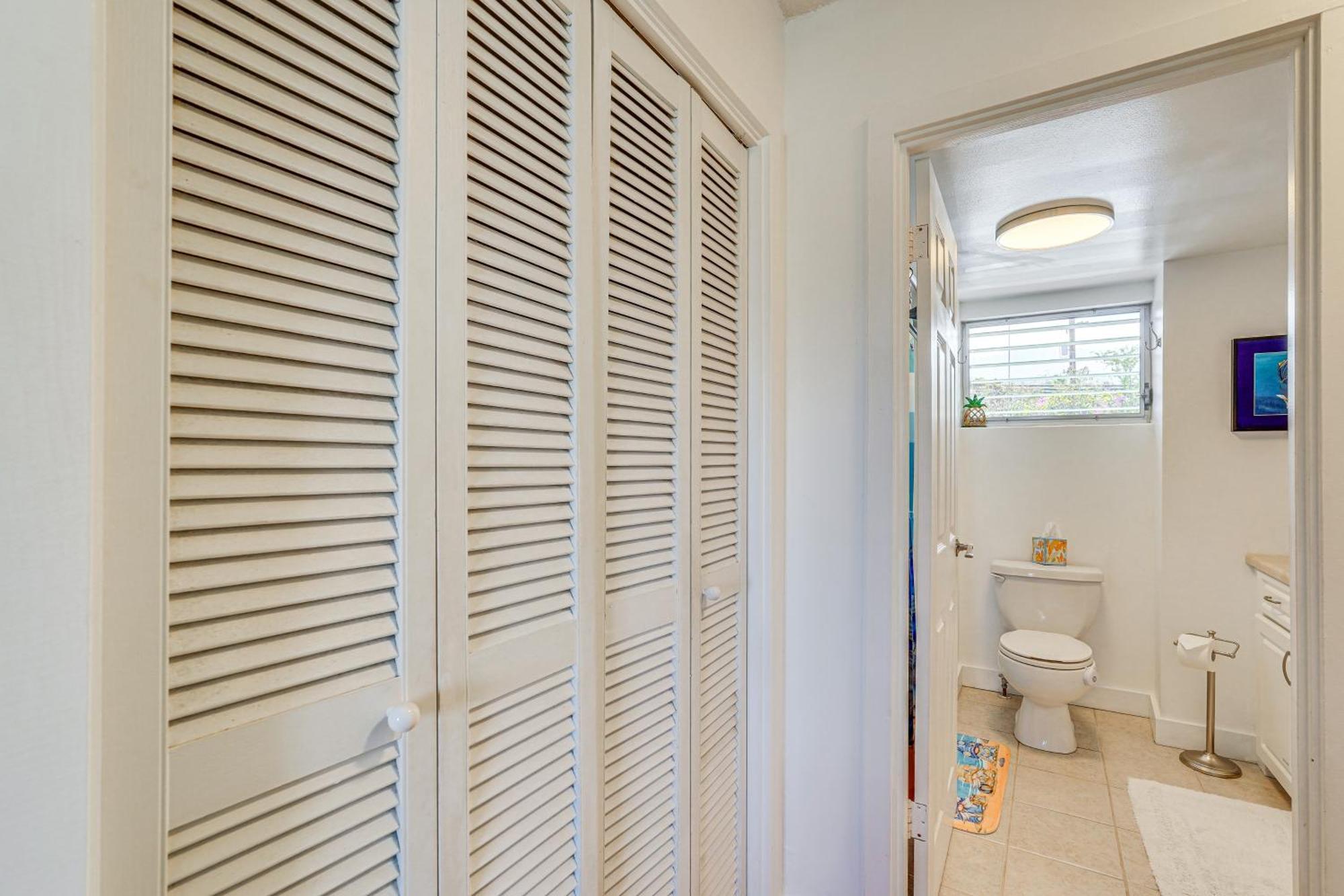 Kailua-Kona Condo With Balcony Walk To The Beach! Екстериор снимка