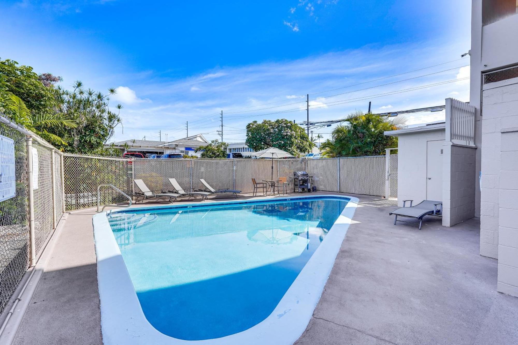 Kailua-Kona Condo With Balcony Walk To The Beach! Екстериор снимка