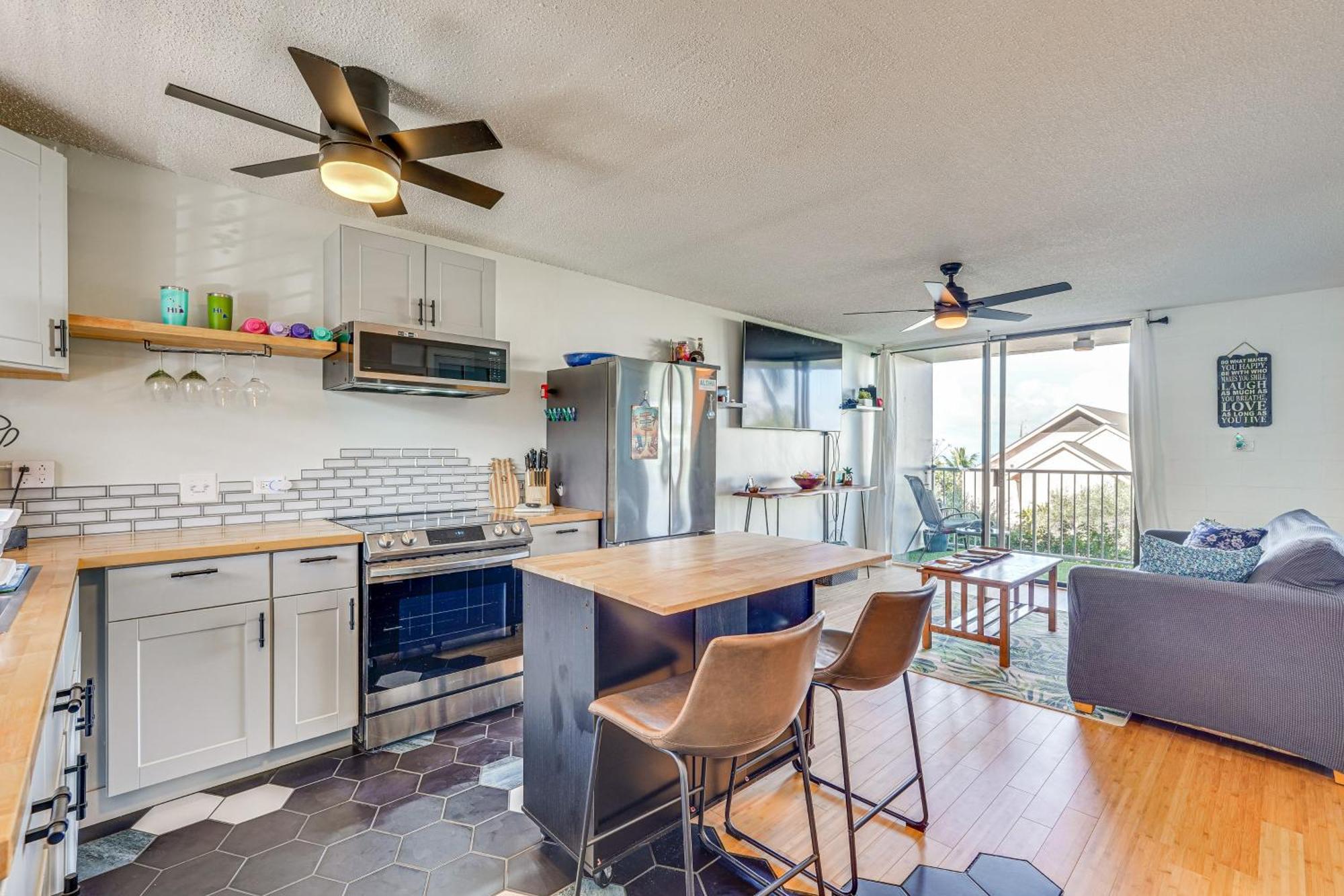 Kailua-Kona Condo With Balcony Walk To The Beach! Екстериор снимка